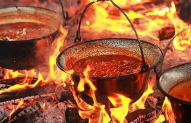 PETROVO: Danas takmičenje u pripremi "Zlatnog kotlića"