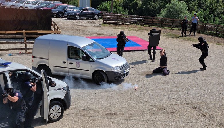 DOBOJ: U KPZ Doboj uspješno realizovana pokazno-taktička vježba (FOTO)