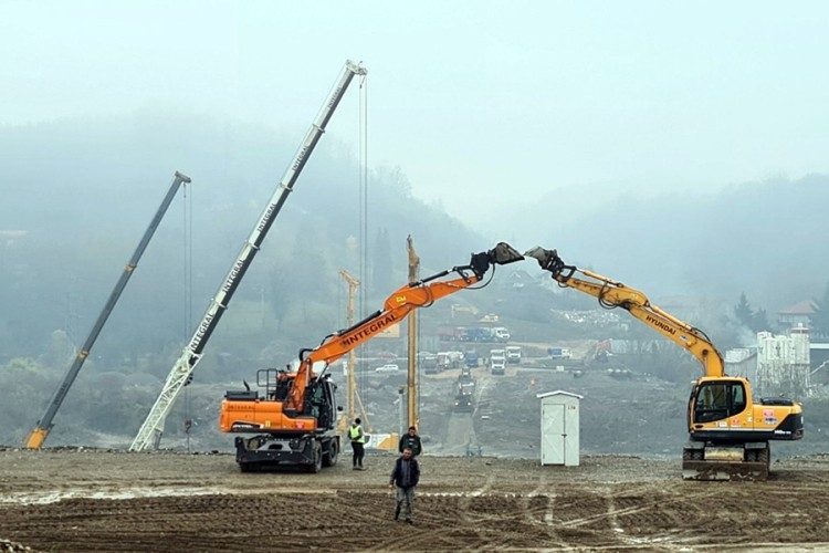 DOBOJ: Ozvaničen početak radova na drugoj dionici auto-puta na Koridoru 5c