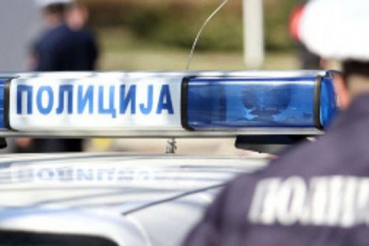 PETROVO: Potukle se tri osobe