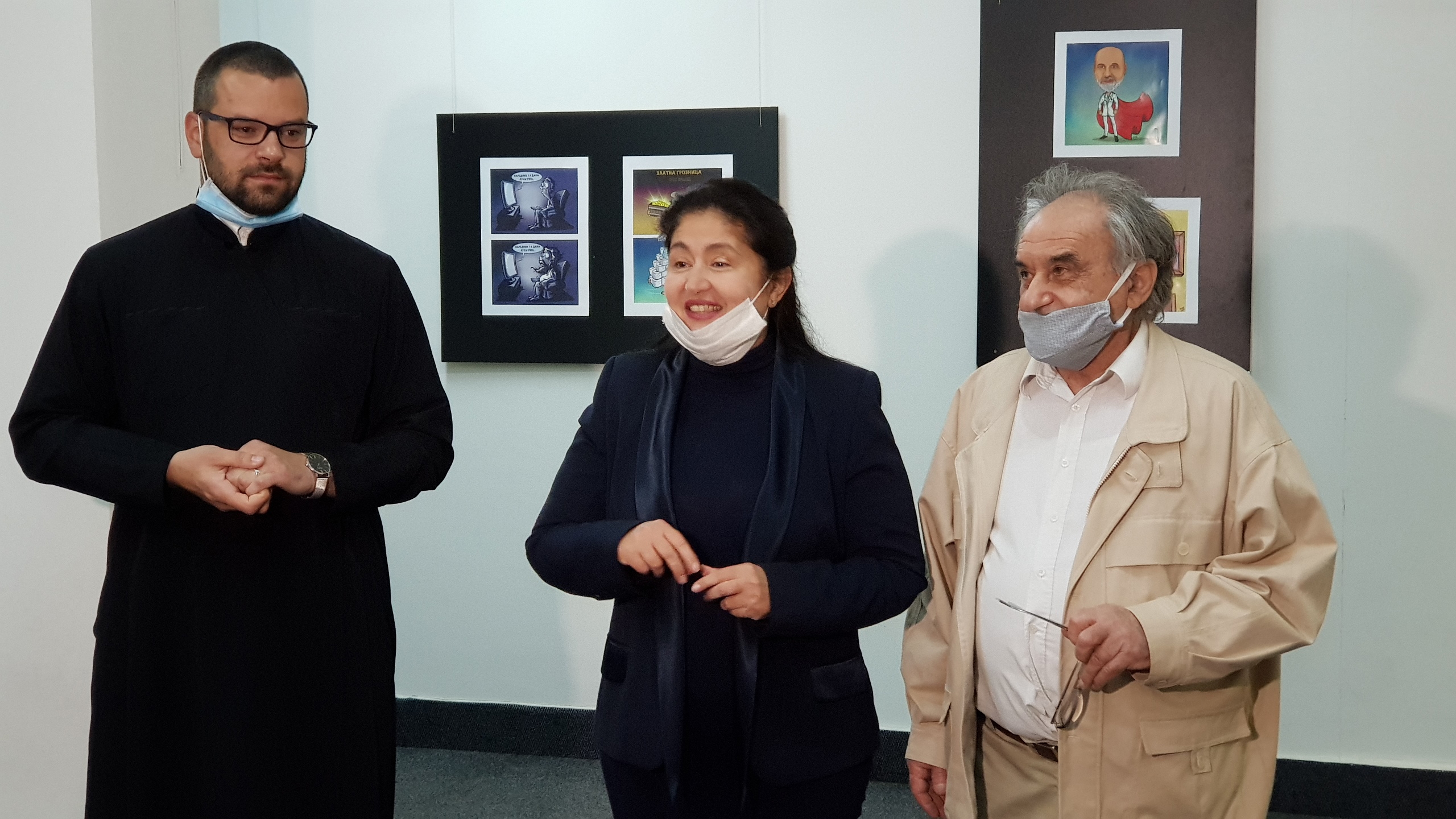 DOBOJ: Otvorena izložba karikatura "Satira je pola zdravlja"