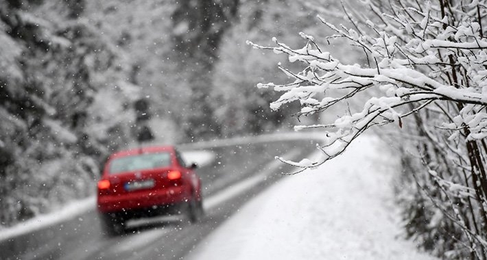 PUTEVI: Oprez - poledica i ugažen snijeg u višim predjelima