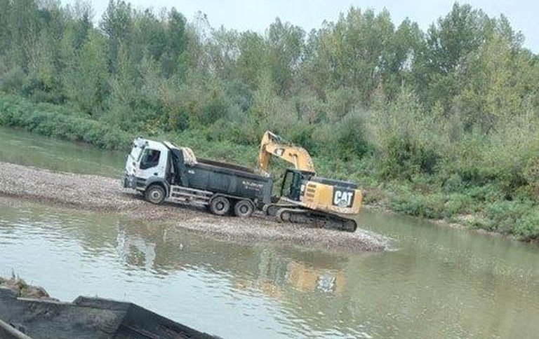 BORBA ZA RIJEKU DRINU SE NASTAVLJA: Aktivisti koji se bore za legalnu i kontrolisanu eksploataciju šljunka obilježili Međunarodni dan rijeka