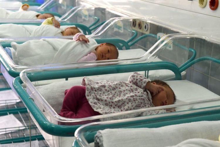 DOBOJ: U protekla 24 časa rođena tri dječaka i jedna djevojčica