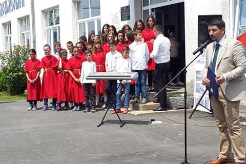 DOBOJ: U Osječanima završena rekonstrukcija dvorišta škole