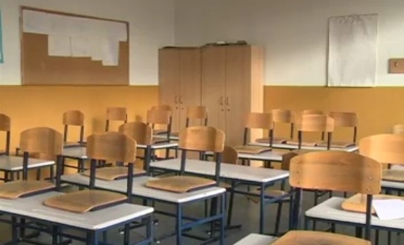 DOBOJ: Mnoga bošnjačka djeca od utorka neće u školu (VIDEO)