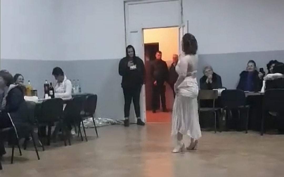 DOBOJ: Korona dernek u domu kulture u Potočanima (VIDEO)