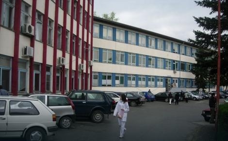 DOBOJ: Čistili korov, pa povređeni u eksploziji