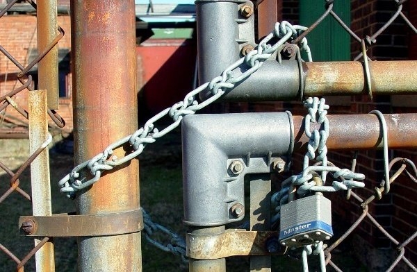 Ekonomska kriza uzima danak, gasi se sve više preduzeća u BiH