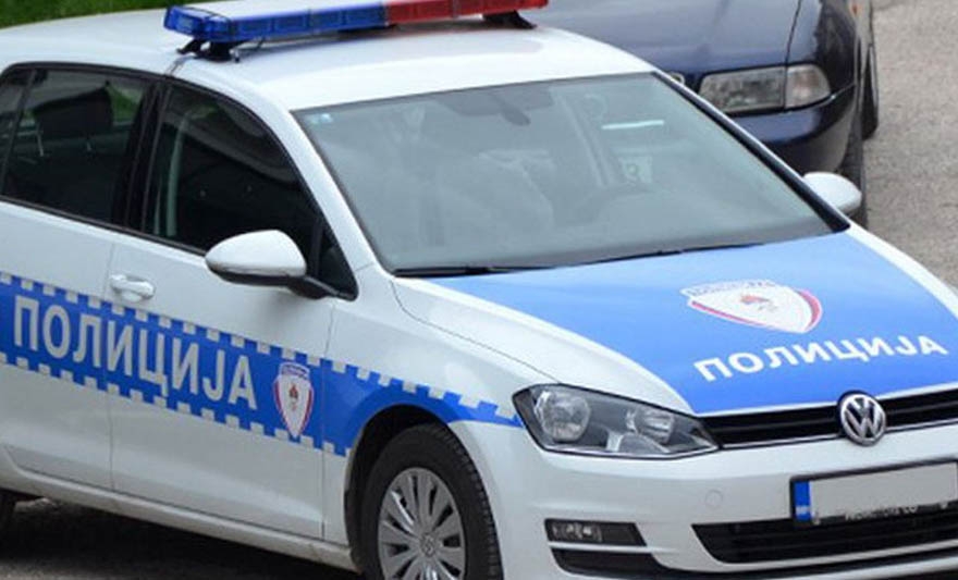 DOBOJ: Teško povrijeđen vozač poršea na auto-putu "9. januar"