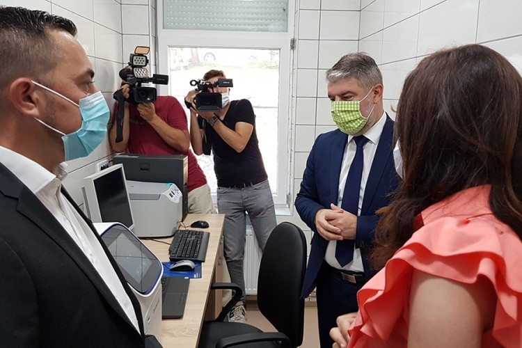 DOBOJ: Šeranić pustio u rad laboratoriju za molekularnu dijagnostiku