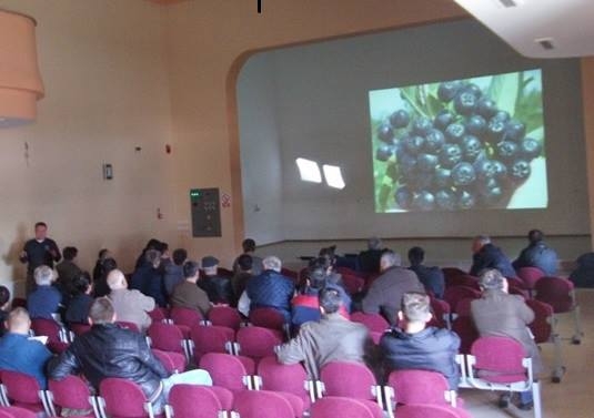 DOBOJ: Stručno predavanje o savremenoj tehnologiji u poljoprivredi