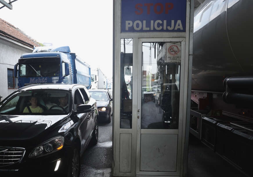 GRANIČNI PRELAZI: Ogromne gužve na graničnim prelazima na izlazu iz BiH
