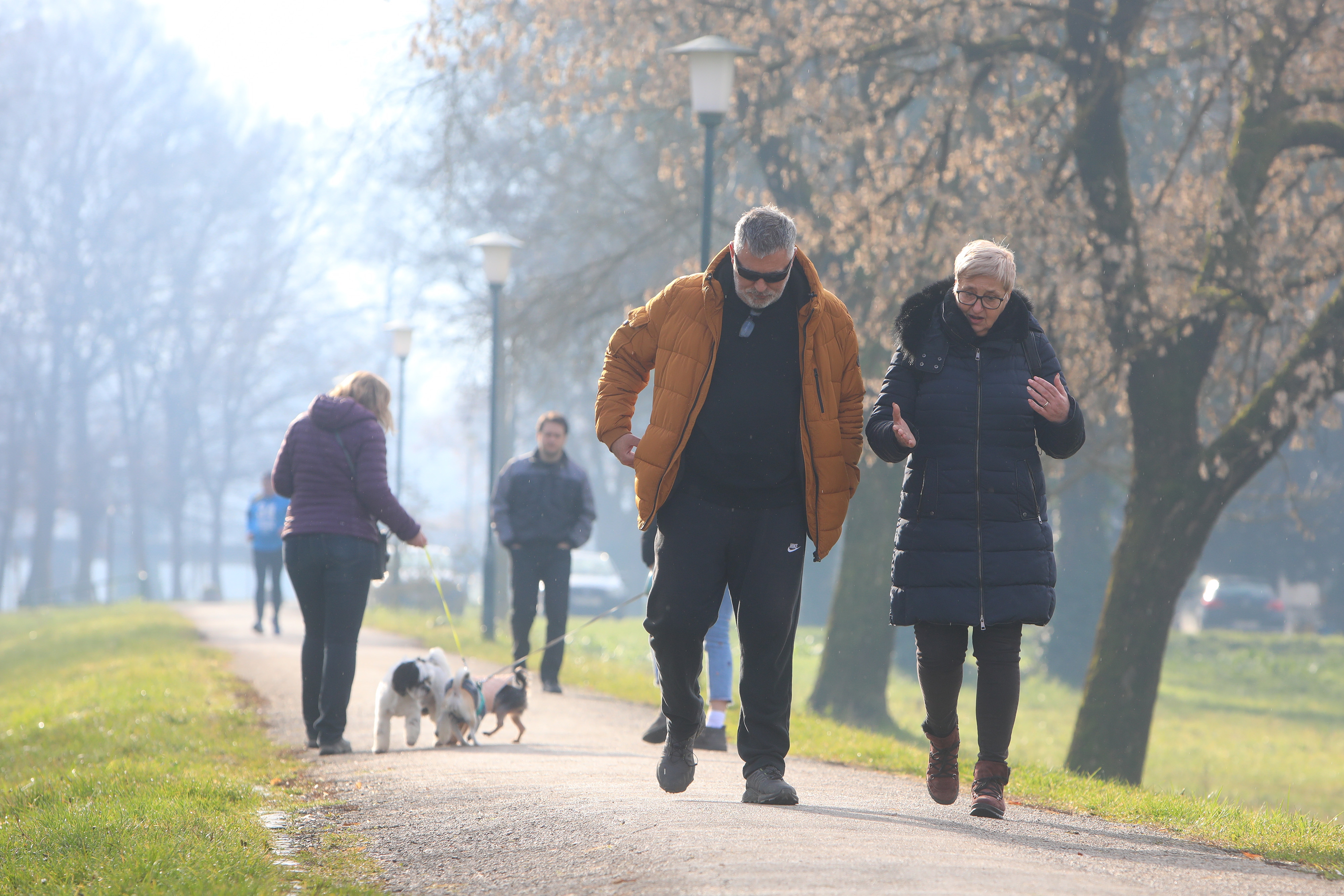 VRIJEME: Danas promjenljivo oblačno i malo toplije nego prethodnih dana
