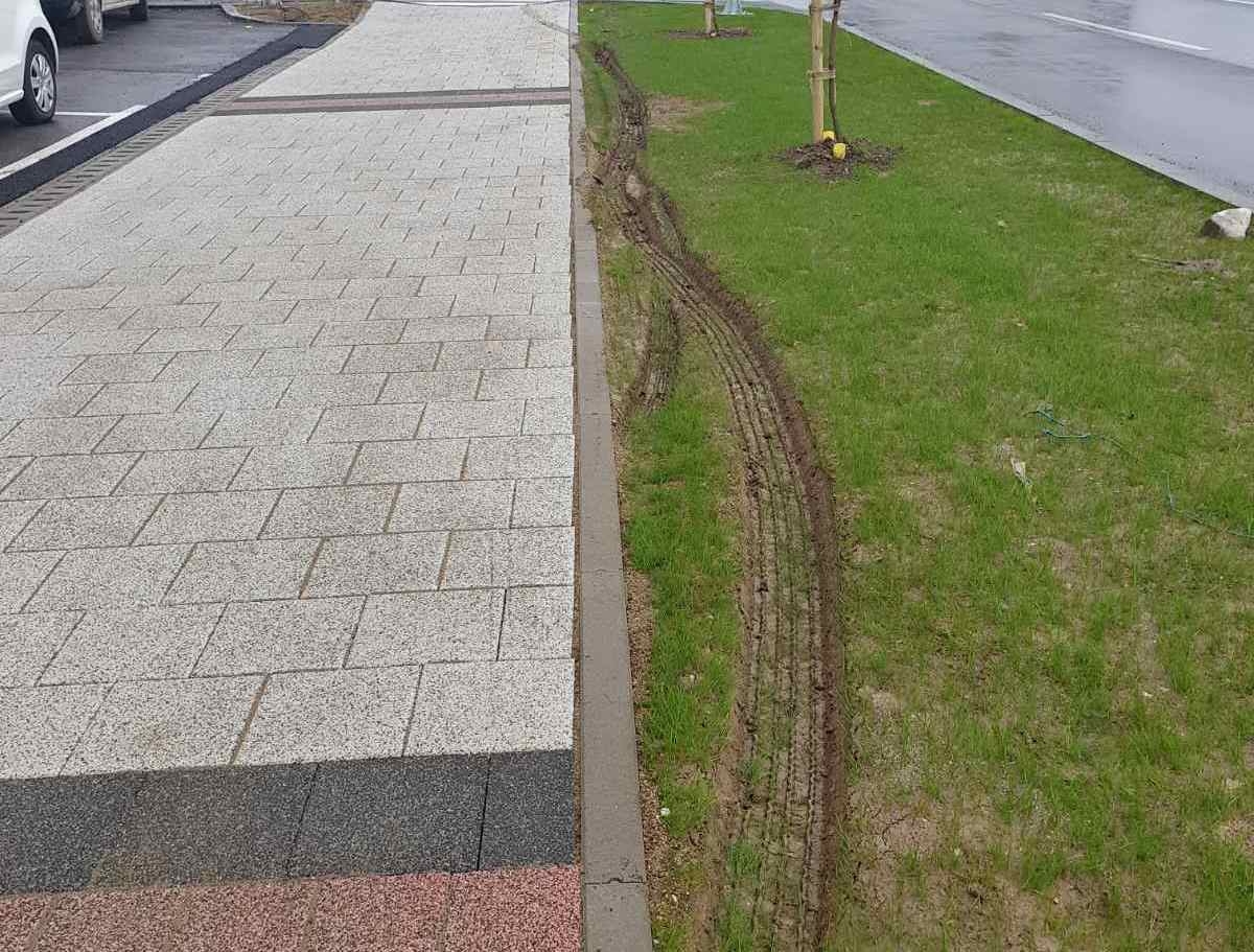 DOBOJLIJE SE MORAJU EDUKOVATI: Nekulturno i bahato ponašanje vozača (FOTO)