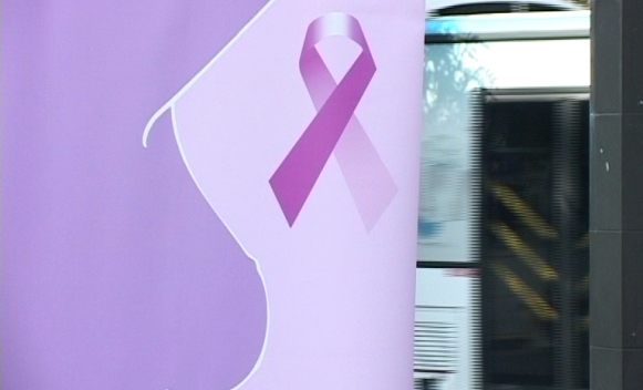 PREGLEDI SPASAVAJU ŽIVOTE: Više novca za oboljele od raka dojke! (VIDEO)