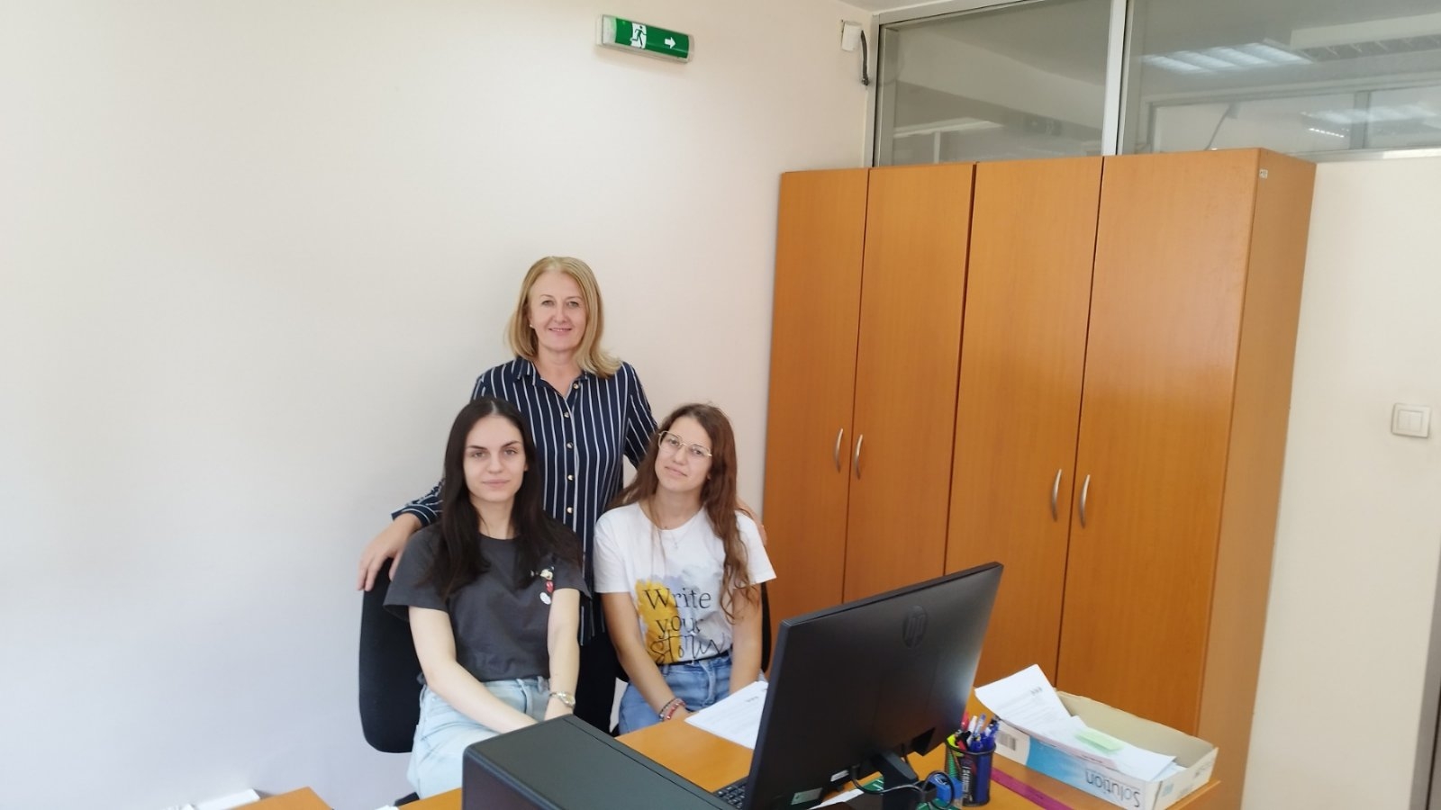 DOBOJ: Fond PIO i Ekonomska škola nastavljaju uspješnu saradnju, učenice na praktičnoj nastavi