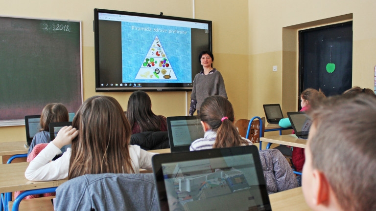 E-dnevnici u SVIM ŠKOLAMA, laptopi u vrtićima: Od naredne godine DIGITALIZACIJA učionica