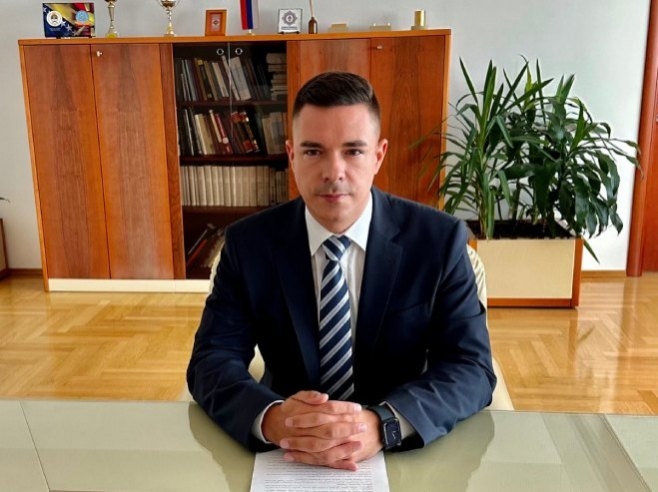 DOBOJ: Diletant ponovo podvio rep