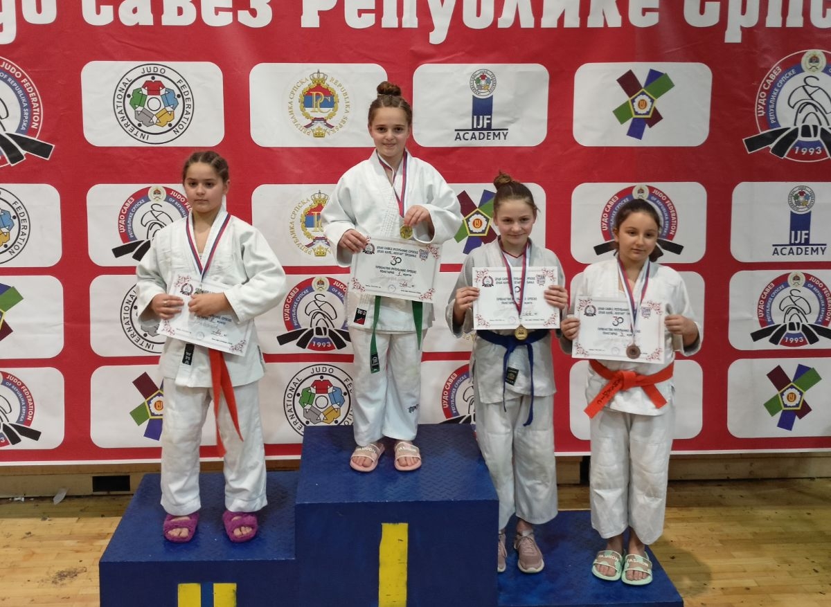 DOBOJ: Isidora Jeremić šampionka Republike Srpske (FOTO)