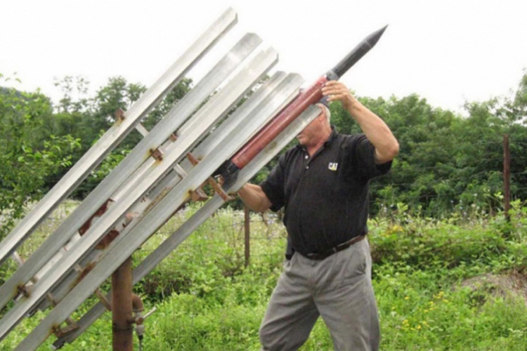 Na području Doboja ispaljeno šest raketa