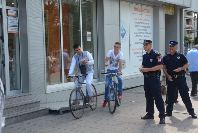 DOBOJ: Zbog droge uhapšena 44 lica