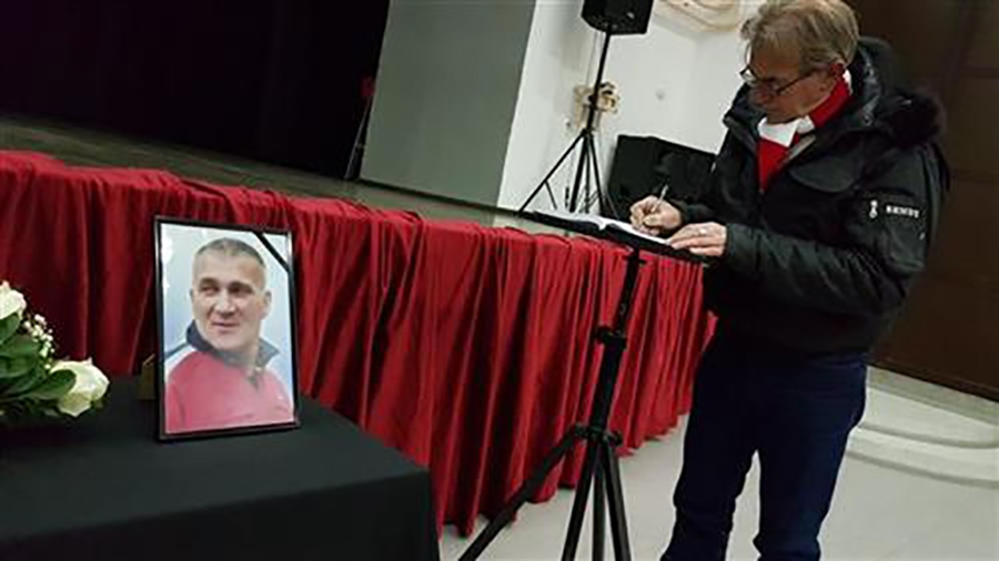 DOBOJ: Sahranjen proslavljeni rukometaš Goran Stojić