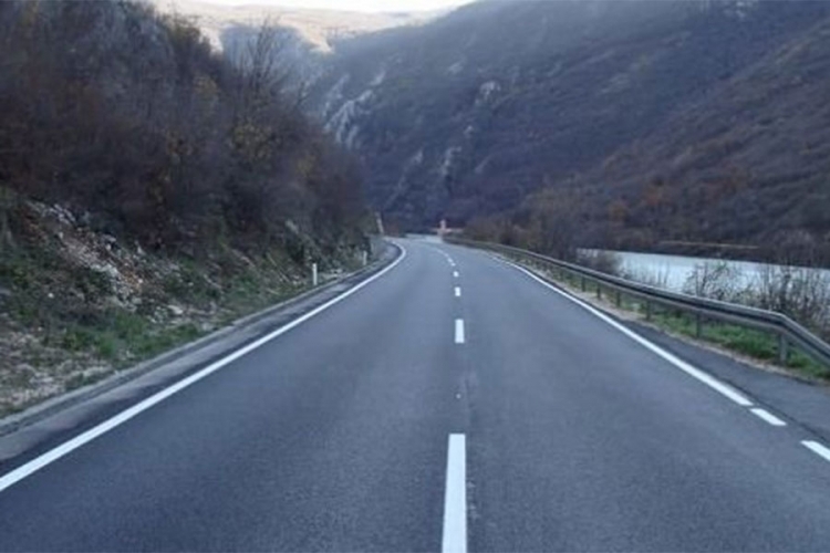 PUTEVI: Saobraćaj se odvija bez problema na većini puteva