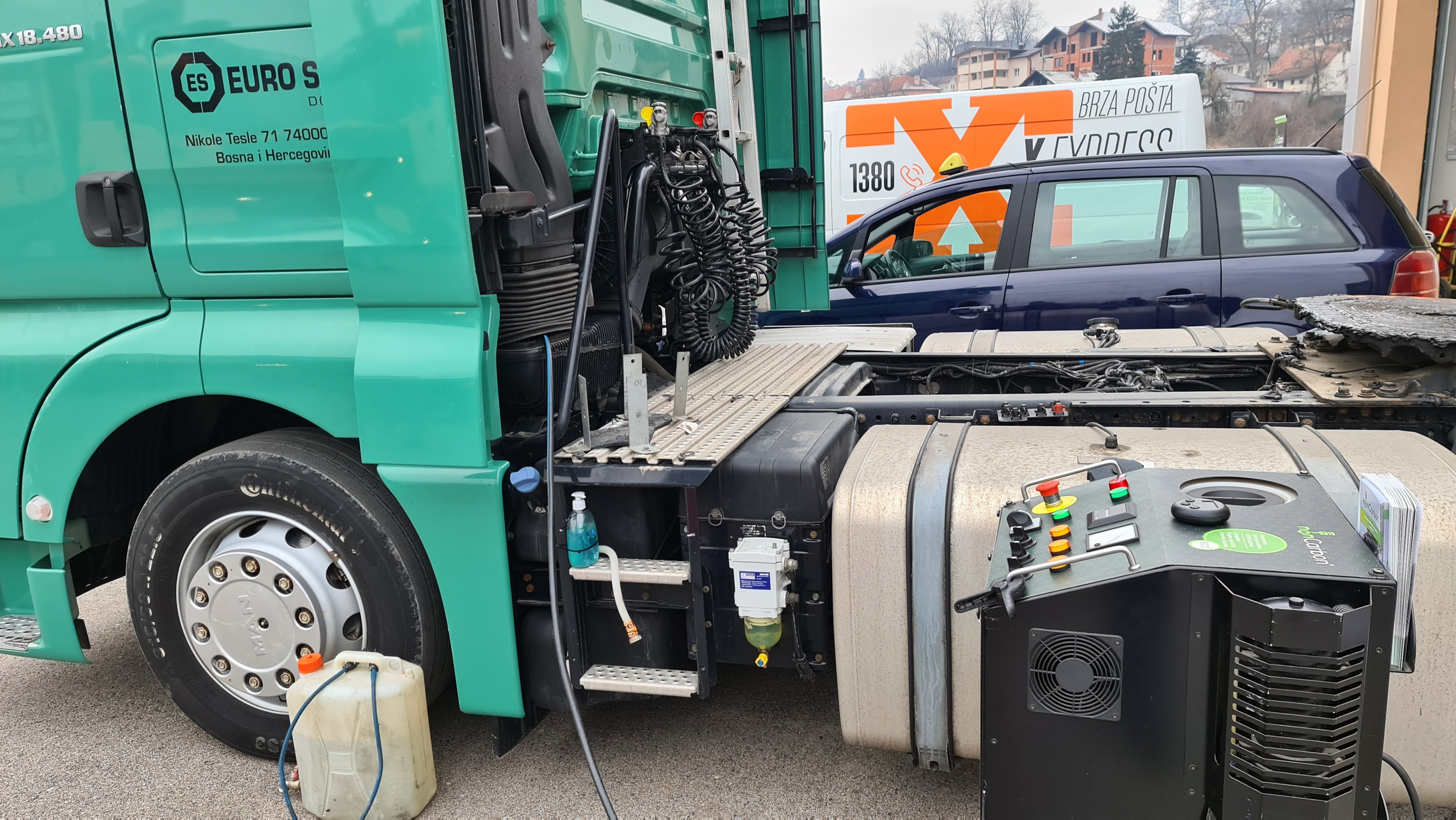 DOBOJ: Prezentovana dekarbonizacija motora sa unutrašnjim sagorijevanjem