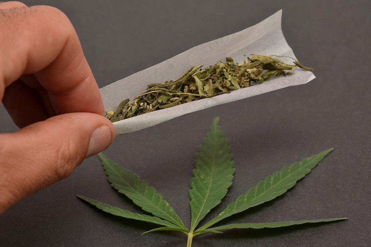 DOBOJ: Dobojliji dvije i po godine jer je na igralištu pušio i dijelio džoint