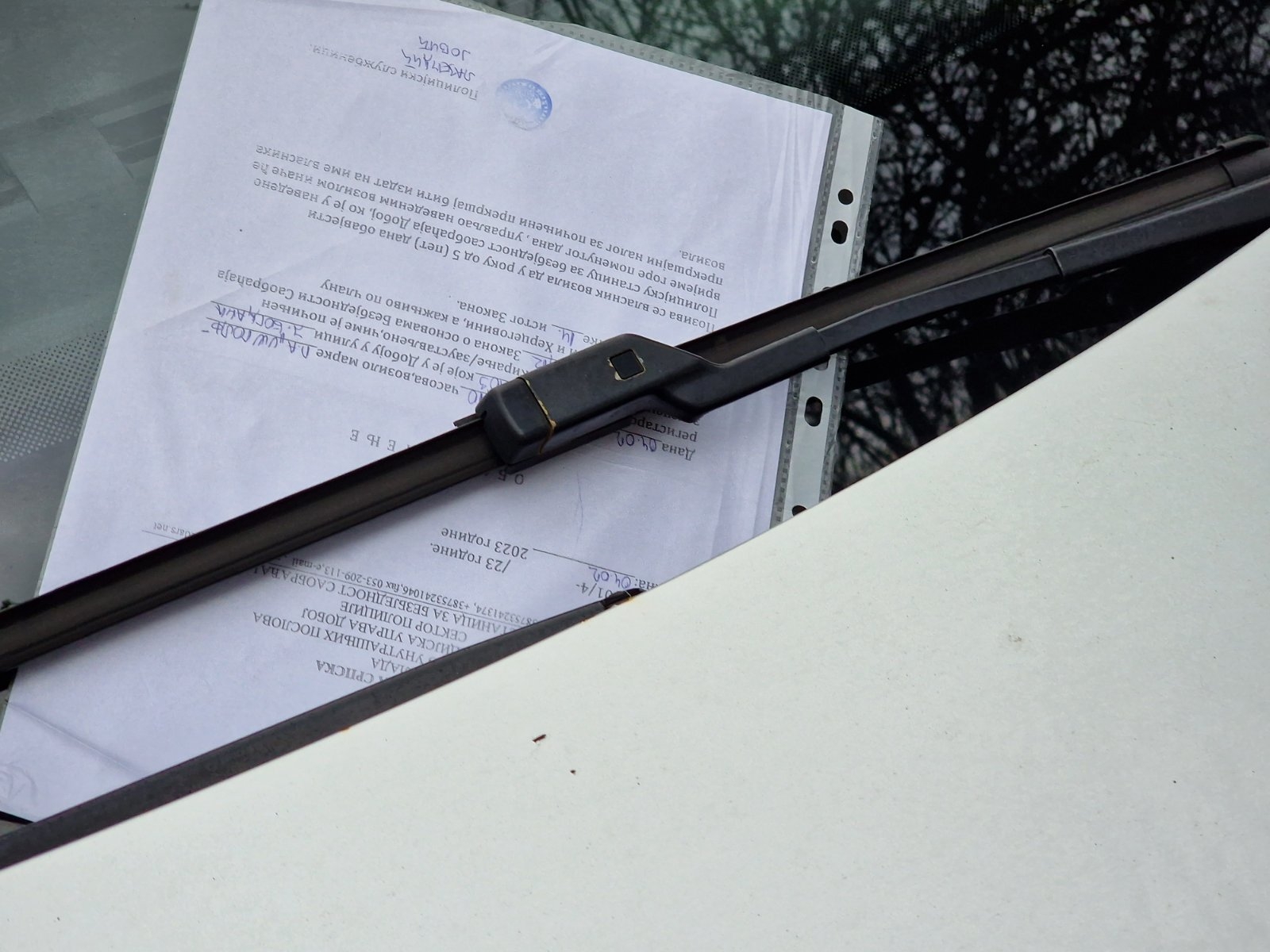 SAMO TATINI SINOVI NE PLAĆAJU PARKING: Sitnoj raji obavezan račun (FOTO)