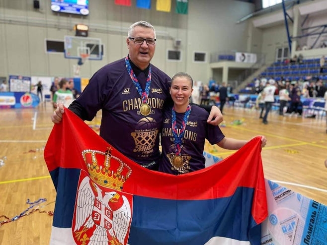 DOBOJ: Priznanje za trenera Zlatana Prešića