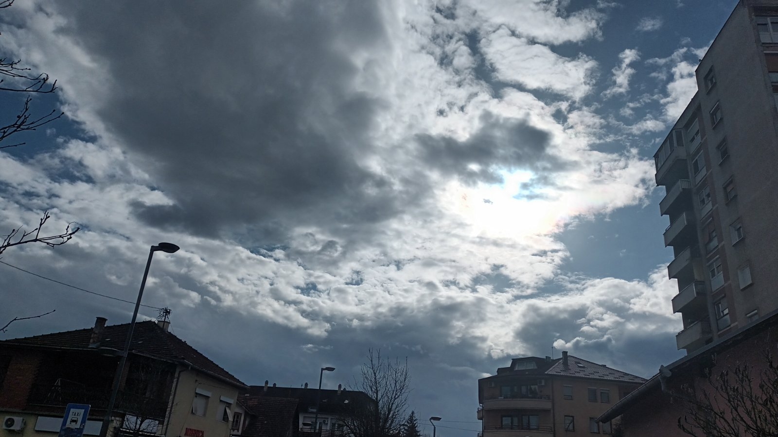 VRIJEME: I danas natprosječno toplo, uveče naoblačenje