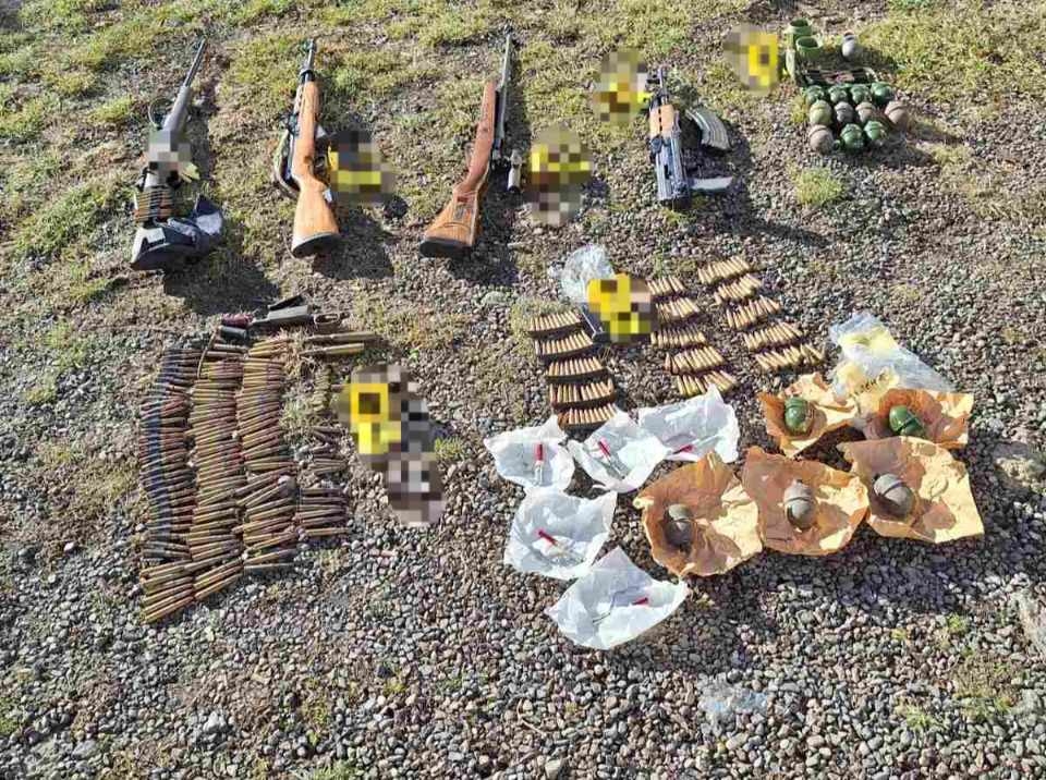 DOBOJ: Pronađena i oduzeta veća količina oružja