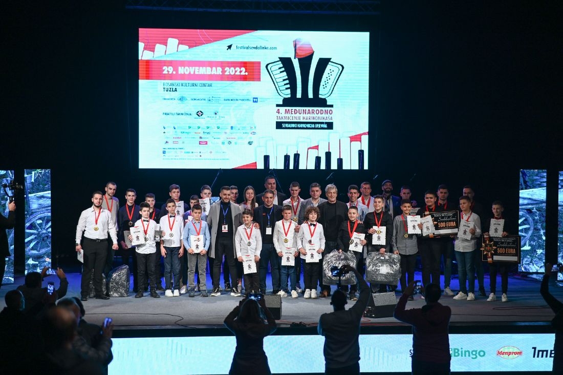 U Tuzli održano 4. međunarodno takmičenje harmonikaša