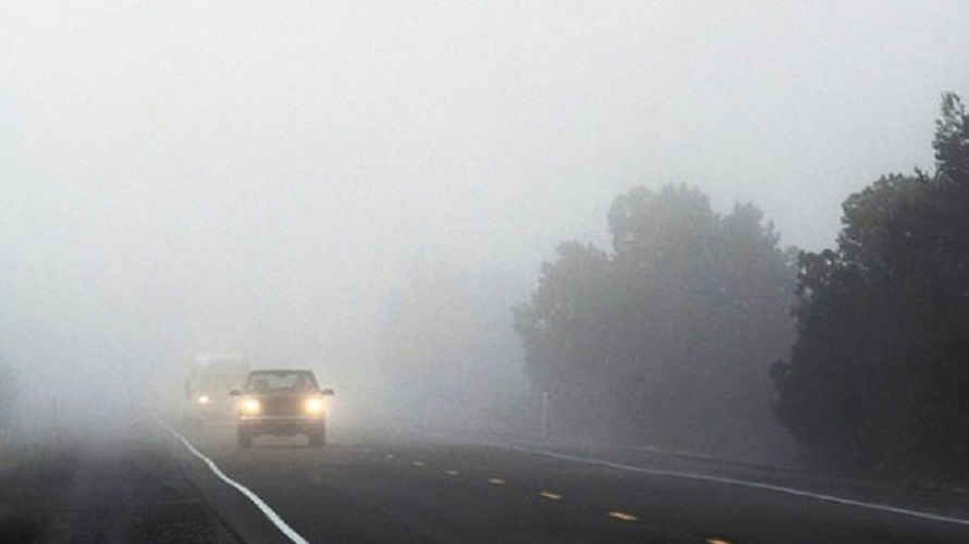PUTEVI: Klizavi kolovozi, mjestimično smanjena vidljivost zbog magle