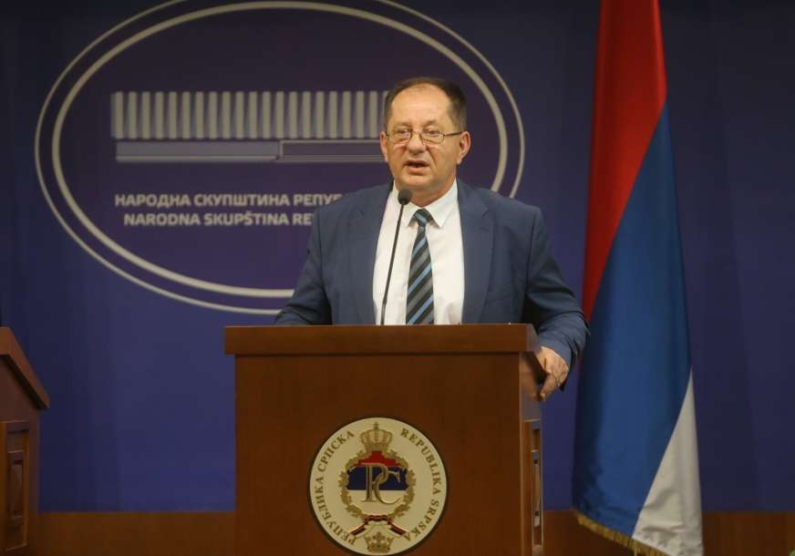 GLIGORIĆ NAPUSTIO KLUB DNS Poslanik iz Doboja djelovaće samostalno u Narodnoj skupštini