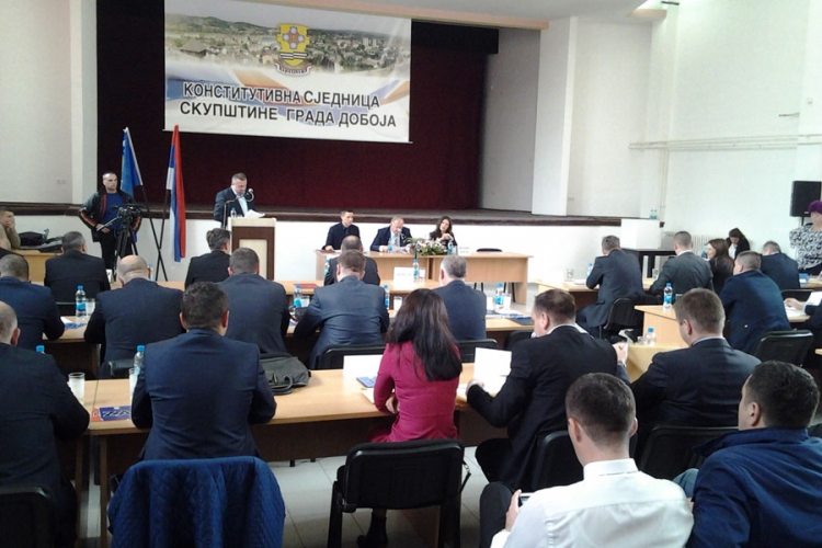 DOBOJ: Pukla bošnjačka koalicija