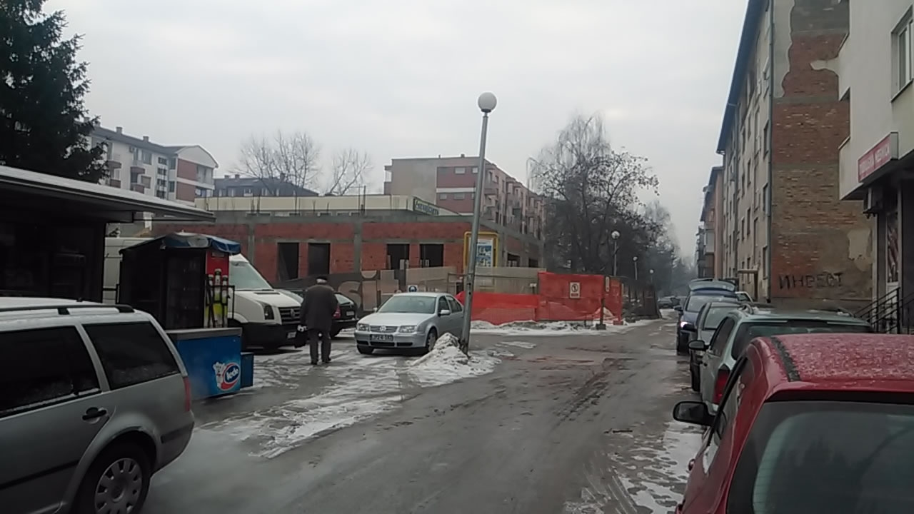 DOBOJ: Proizvodnja u kolapsu, a građevina cveta