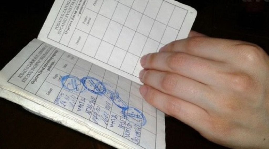 DOBOJ: Papirne zdravstvene knjižice od januara idu u istoriju