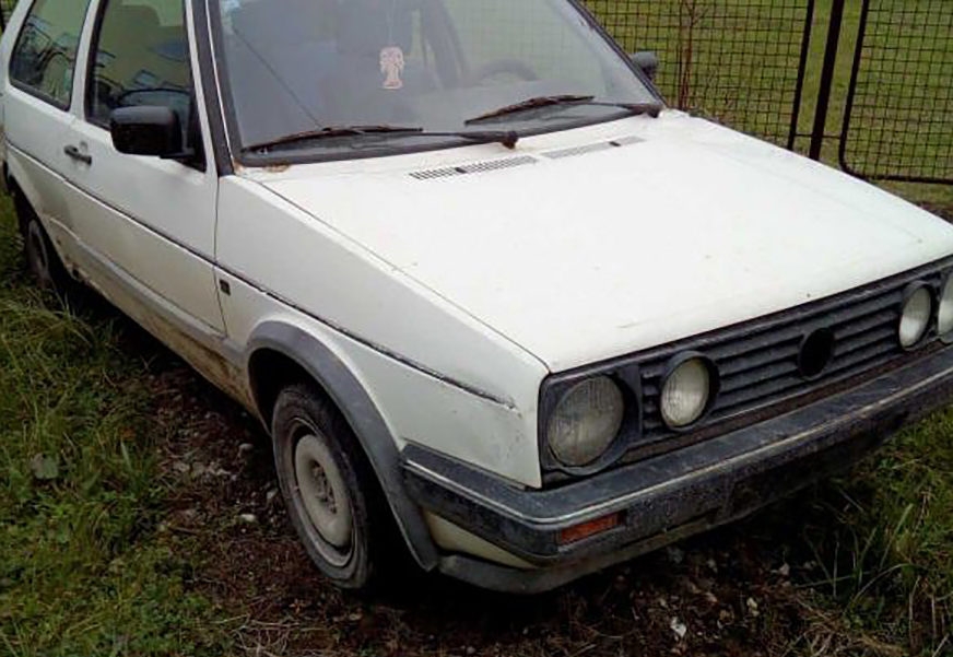 DOBOJ: Oduzet "golf 2", vozač dugovao 16.000 maraka za kazne
