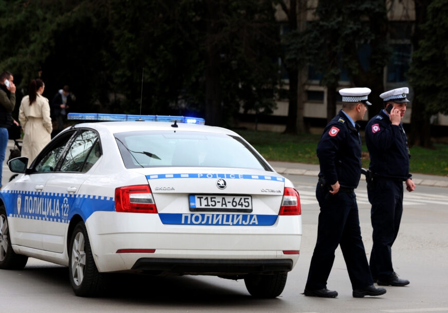 NAPADNUT POLICAJAC Nasilniku prijeti zatvorska kazna