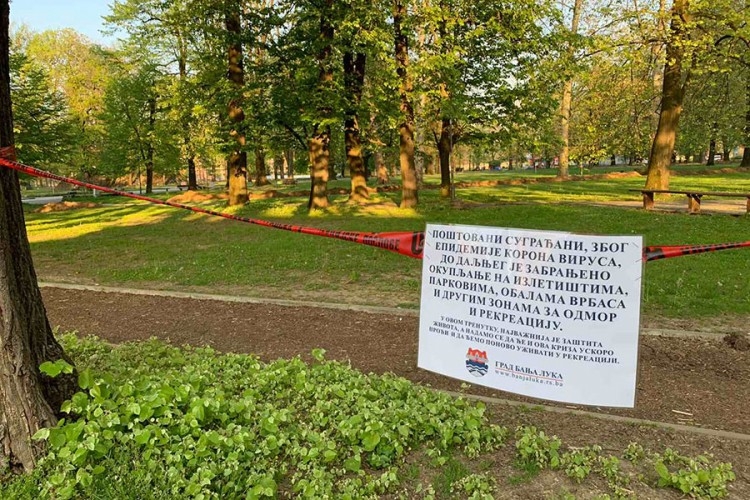 DOBOJ: Od podne policijski čas 