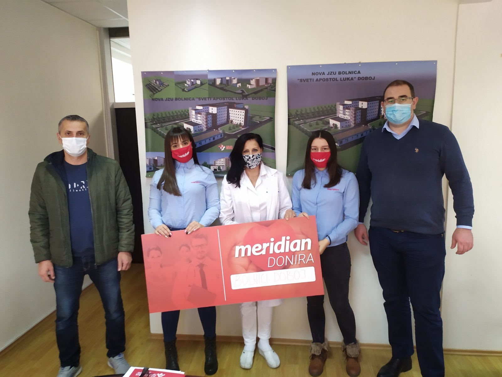 Kompanija Meridian: Paket pomoći za osvježenje uz zahvalnost uručen zdravstvenim radnicima bolnice „Sveti Apostol Luka“ u Doboju