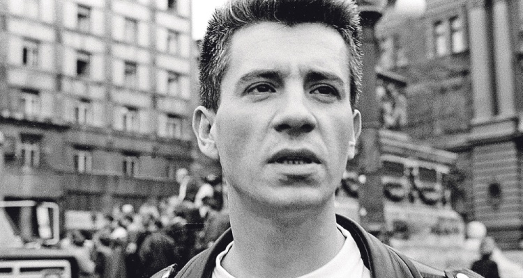 Osnovana Zadužbina Milana Mladenovića