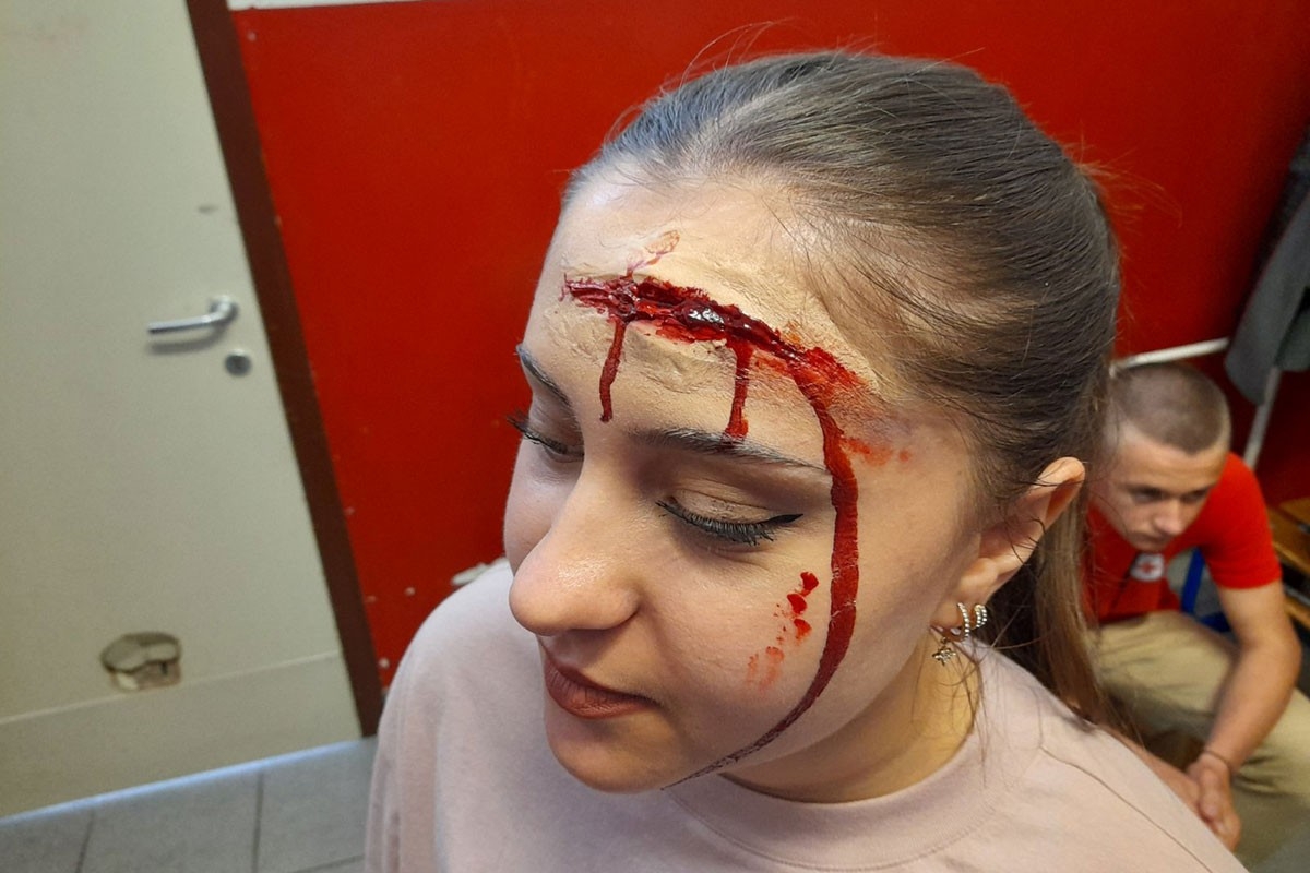 DOBOJ: Anastasija Bjelanović dočarava povrede kao da su prave (FOTO)