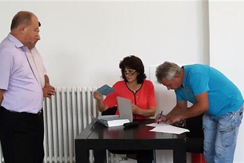 DOBOJ: Uručeno 15.000 km na ime jednokratne pomoći